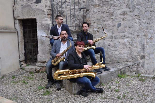 saxophone 1